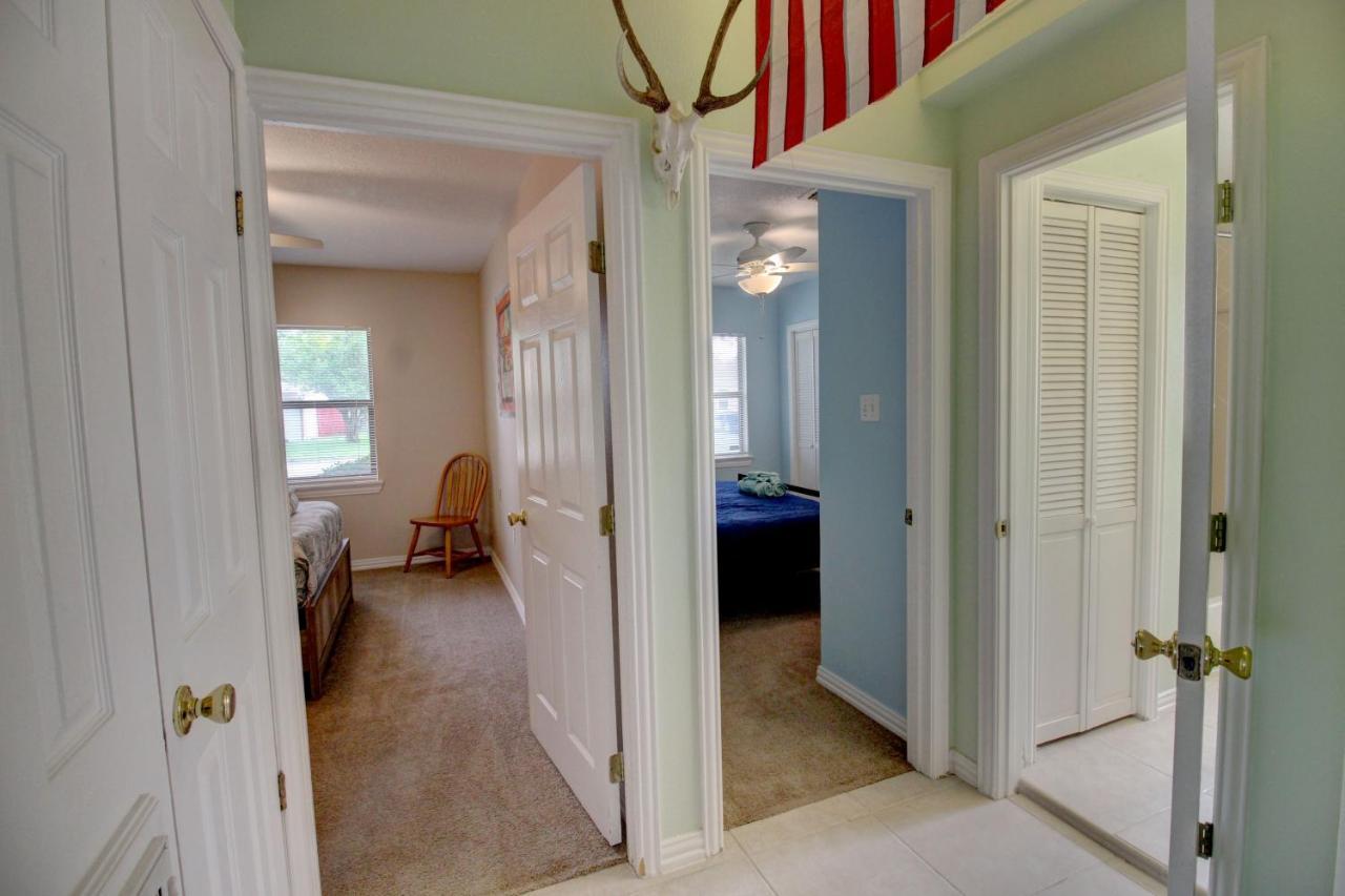Charming 2Br Near University, Beach & Attractions Galveston Exterior photo